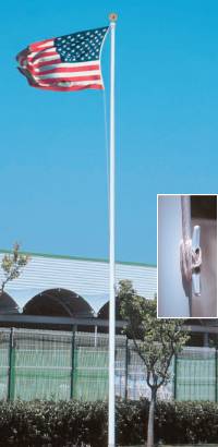 Fiberglass flagpole with external halyard